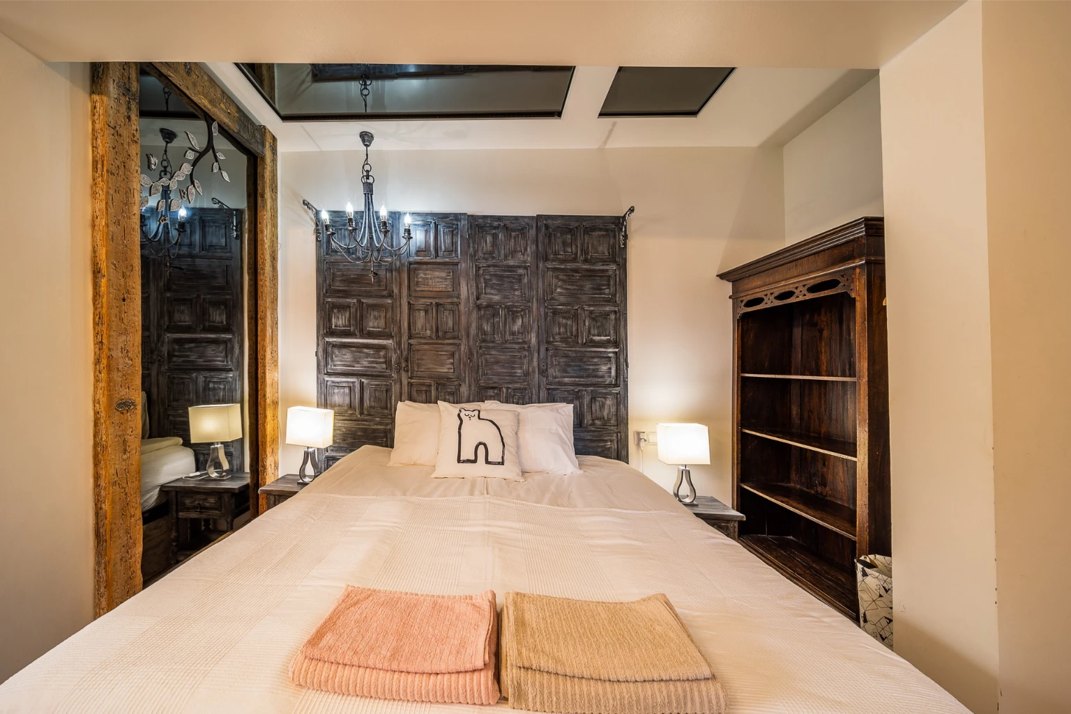 001_alba_regia_cat_art_home_tenerife_001